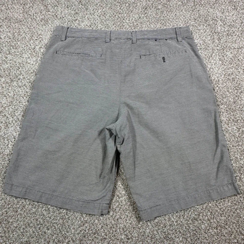 Banana Republic Mens 35 Chino Shorts Gray White Micro Stripe Cotton‎ Flat Front